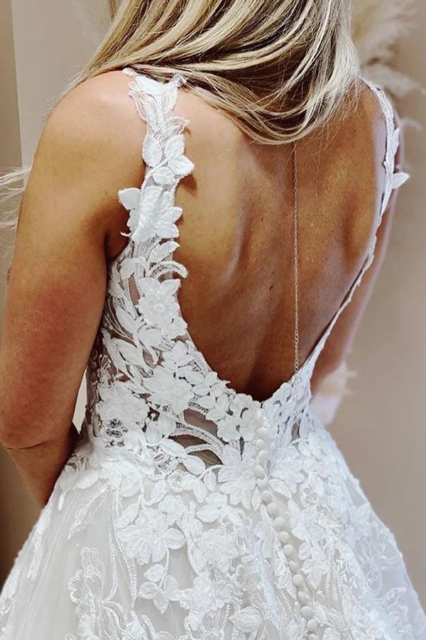 Vestido de novia NumberSea de tul con escote en V y apliques de encaje, MW876