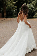 Vestidos de novia NumberSea de tul, encaje, corte A, escote en V y cola capilla, MW599