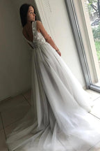 Vestido de novia NumberSea con escote en V, corte A y top de encaje de tul, con apliques, MW763