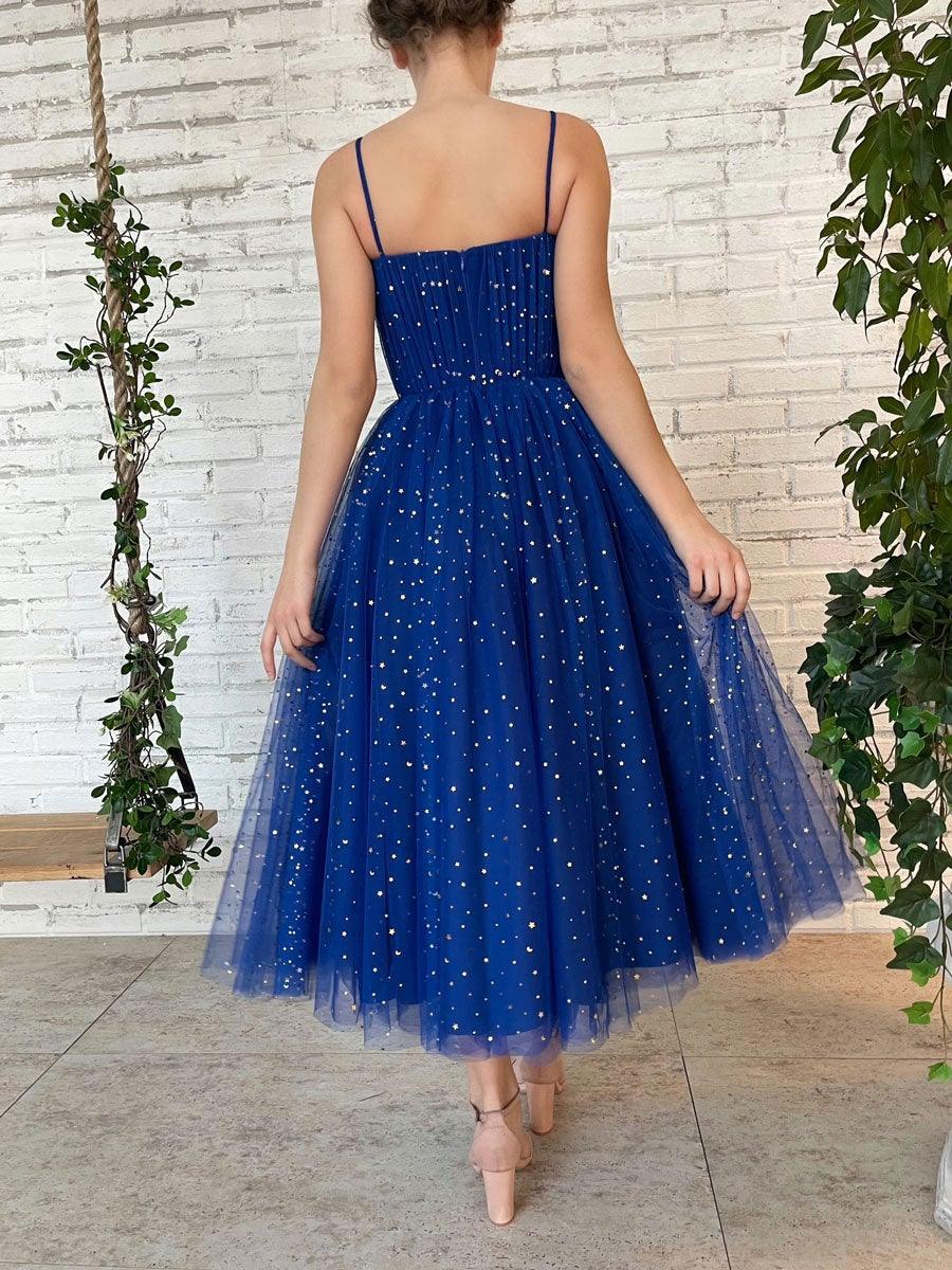 Vestido de fiesta corto de tul con tirantes de corazón y longitud hasta la rodilla para el regreso a casa