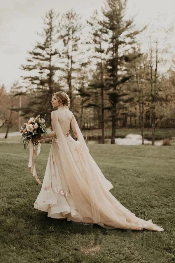 Vestido de novia NumberSea de tul con escote en V, flores 3D y tirantes finos, MW955
