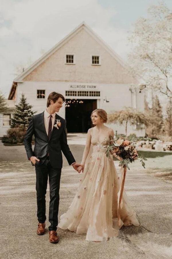 Vestido de novia NumberSea de tul con escote en V, flores 3D y tirantes finos, MW955
