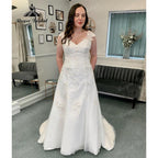 Vestido de novia vintage de satén suave con escote en V y apliques de encaje, manga corta, 2024, sin espalda, NumberSea 