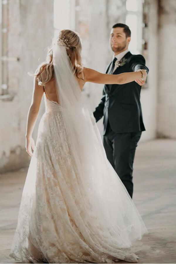 NumberSea Vintage Beaded A-line V-neck Spaghetti Straps Lace Wedding Dresses