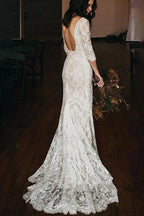 Vestidos de novia de sirena con escote en V, encaje y apliques, con cola de corte