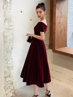 Vestido de fiesta elegante de terciopelo rojo vino, largo hasta la rodilla, hombros descubiertos, vestidos de fiesta burdeos