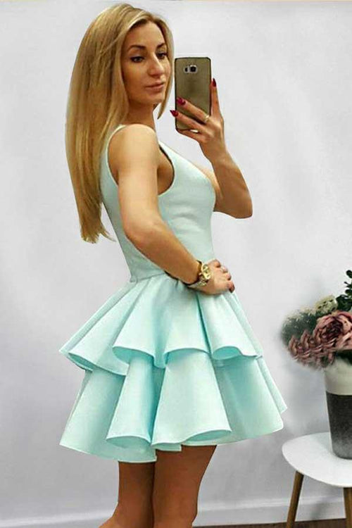 Vestido de fiesta de satén menta, corto, sin mangas, con cuello halter y volantes