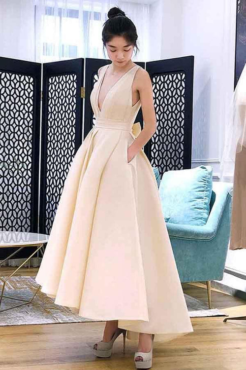 Vestido de fiesta corto con escote en V alto y bajo en A