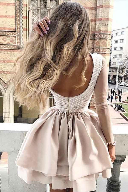Vestido de fiesta de manga larga con cuello alto y corte A con apliques en las mangas
