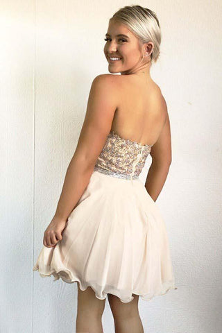 A-Line Sweetheart Pearl Pink Chiffon Homecoming Dress with Beading