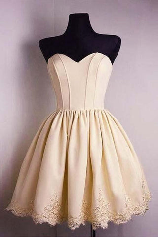 A-line Sweetheart Sleeveless Satin Homecoming Dresses With Lace Applique