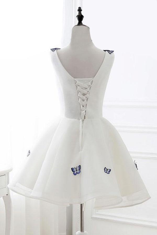A-Linien-Kleid aus elfenbeinfarbenem Organza mit V-Ausschnitt und Applikationen für den Abschlussball
