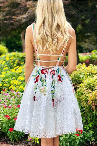 A-line White Short Prom Dress Homecoming Dress with Floral