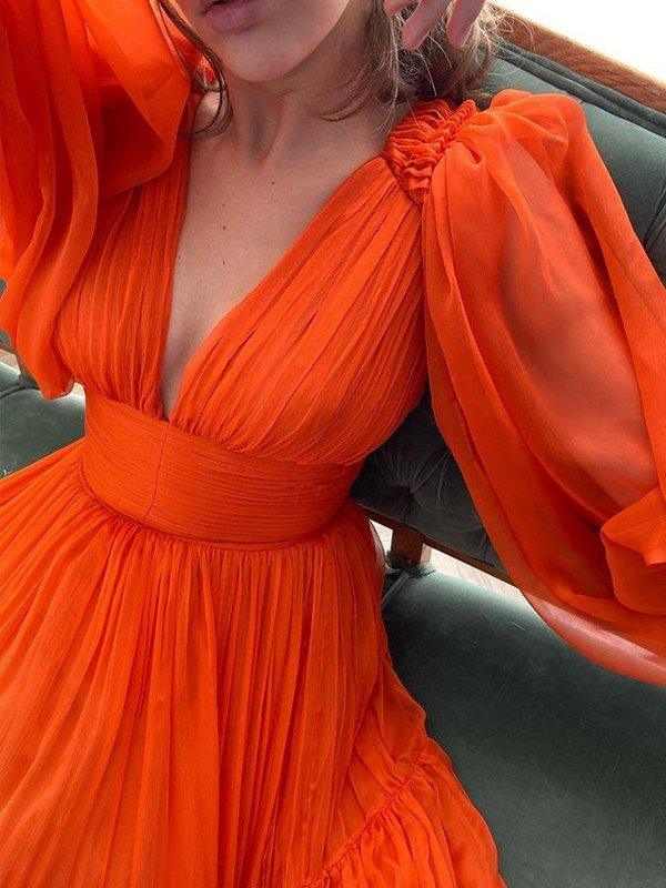 A-Linie/Elegant V-Ausschnitt Lange Ärmel 3D Chiffon Rüschen Ballkleider