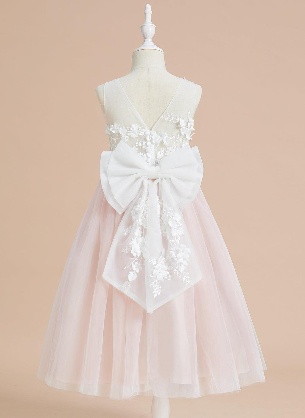 Vestido largo hasta la rodilla con encaje floral y lazo grande 