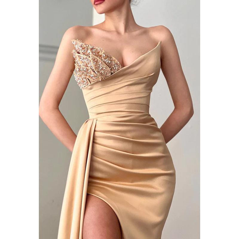 Vestido formal de noche con escote en forma de corazón, lentejuelas, abertura, sin mangas y corte tubo