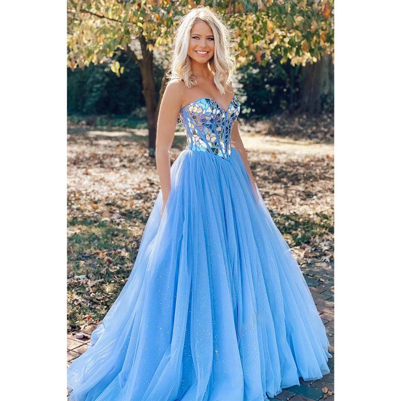 Vestido de fiesta de graduación de corte A con cuentas de tul azul cielo 