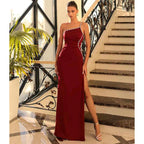 Vestido largo de fiesta de graduación con cuentas y un hombro único con abertura 