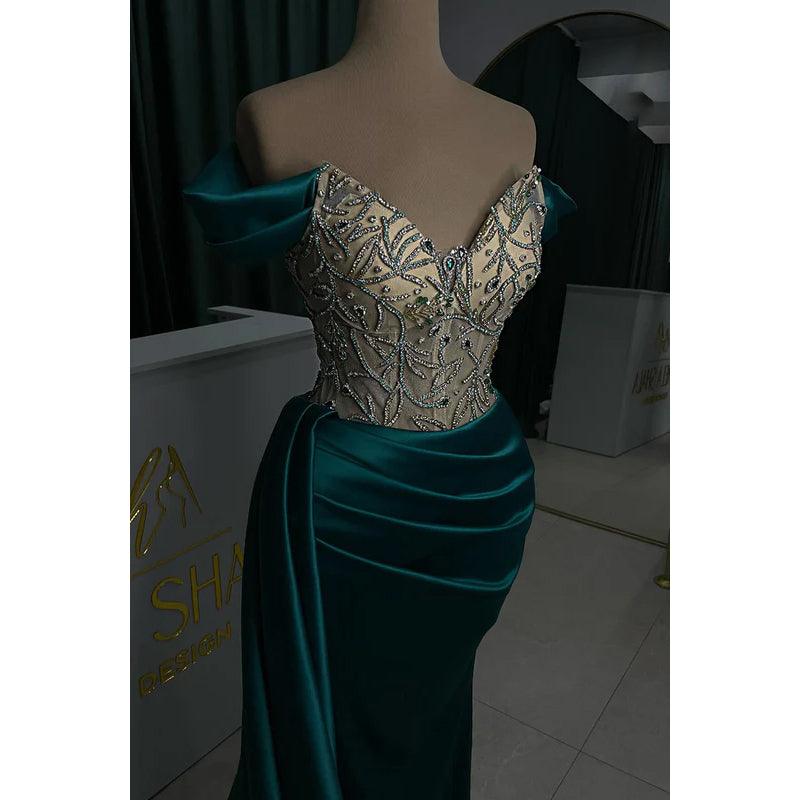 Vestido de fiesta formal con escote en V, mangas cortas, fruncido y pedrería