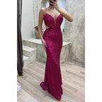 Vestido de noche largo con lentejuelas brillantes y tirantes finos 