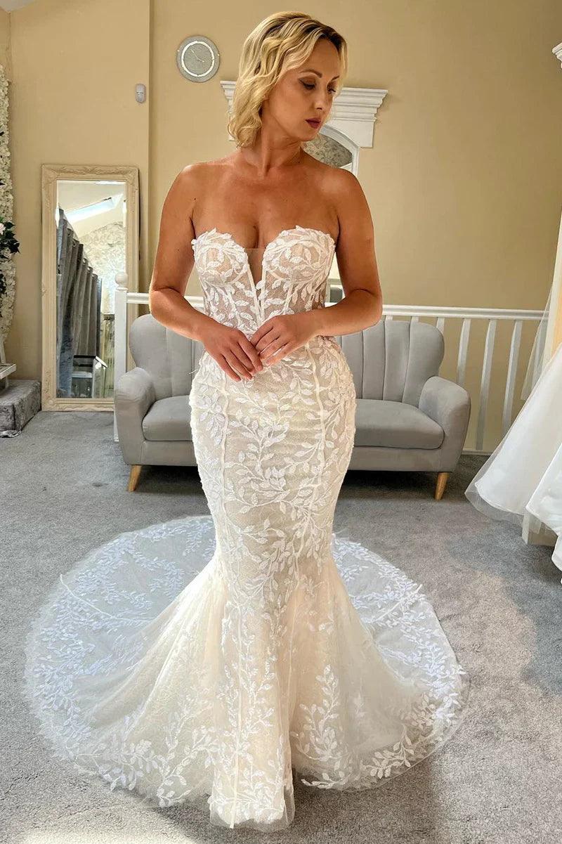 Brautkleid Spitze Trägerlos Meerjungfrau Lang