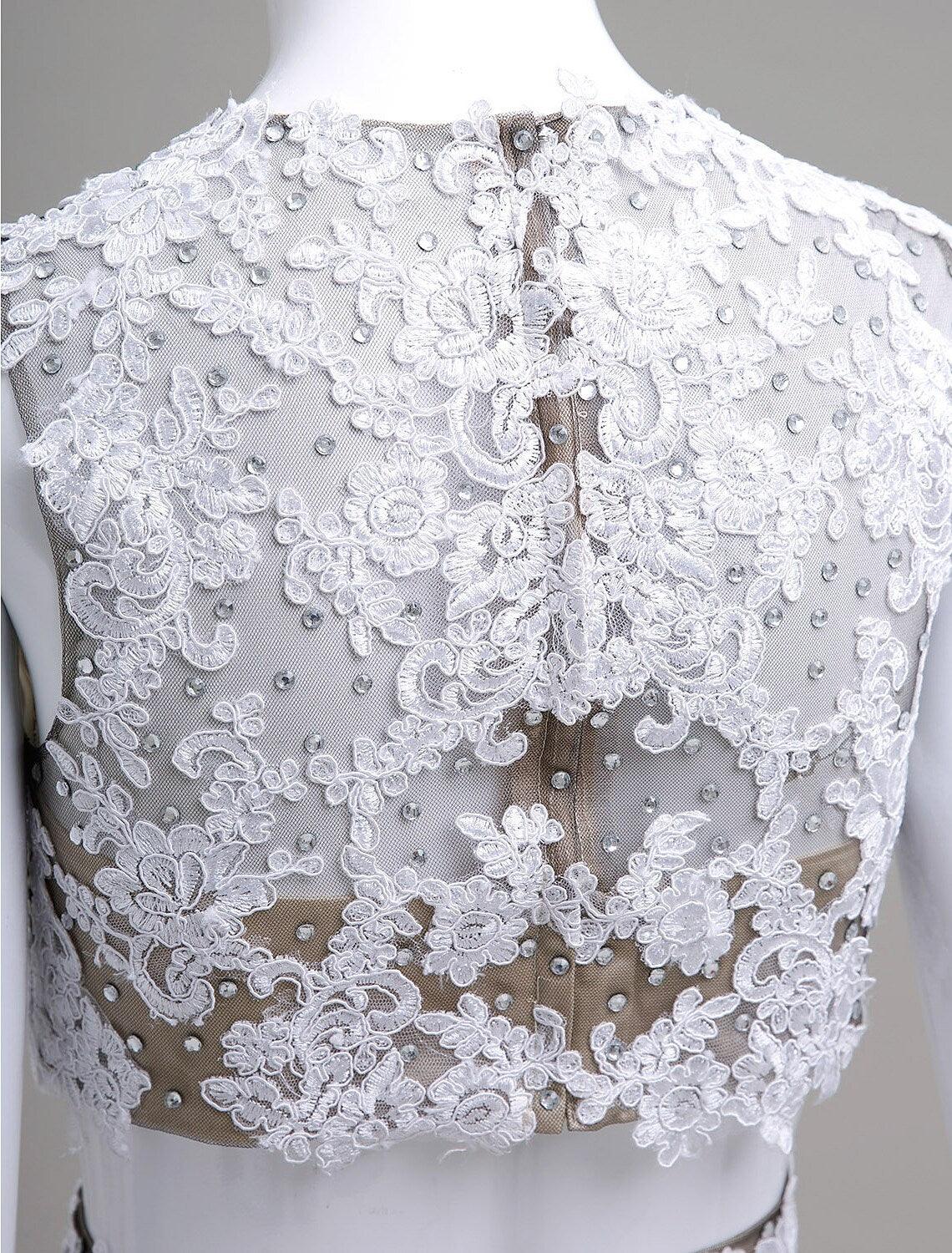 Vestido de fiesta de dos piezas, talla grande, corto/mini, sin mangas, cuello ilusión, encaje sobre tul con cuentas