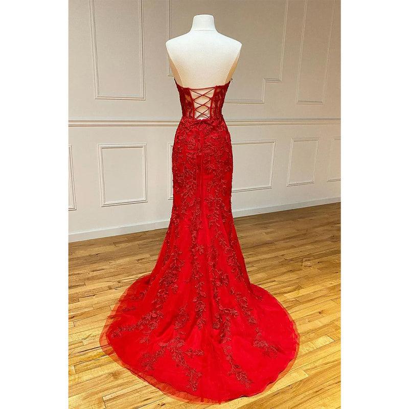 Vestido de fiesta de sirena con escote en V pronunciado y apliques de tul 