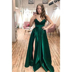 Vestido de fiesta largo sencillo de satén verde con escote en V y abertura, corte A 