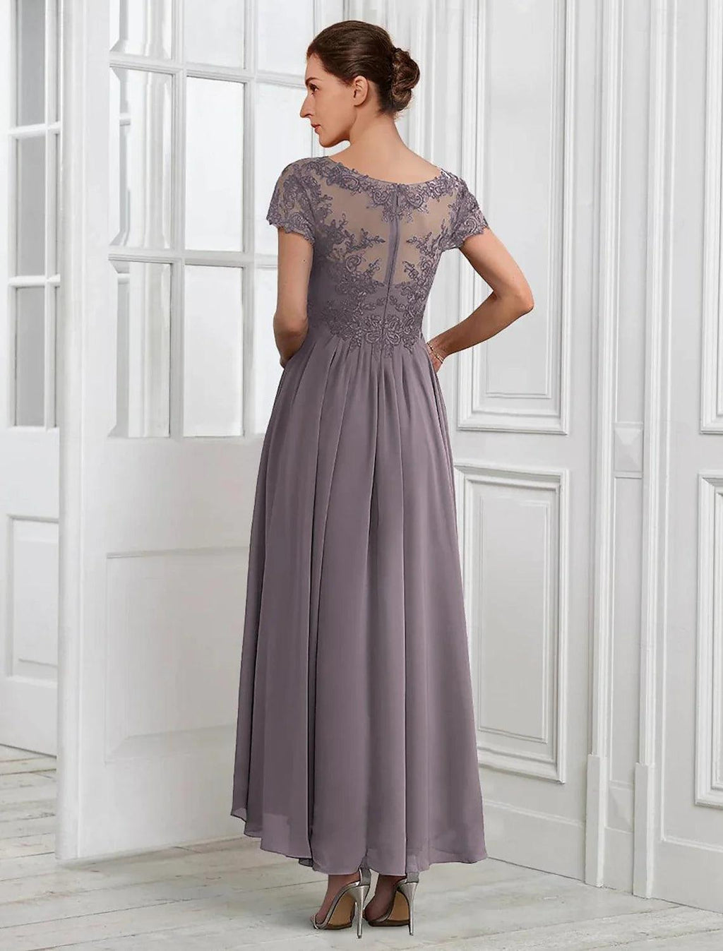 Vestido de madre de la novia, elegante, formal, para invitada de boda, escote en V, largo hasta la rodilla, de gasa, con encaje, manga corta, chaqueta y pliegues.
