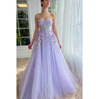 Vestido de noche largo de tul con apliques florales y sin tirantes, corte A