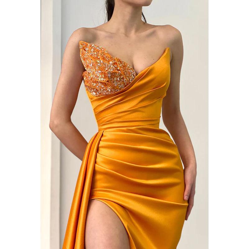 Etui-Linie/Säulenkleid mit Herzausschnitt und Falten aus Satin, ärmellos, für Abschlussball, Abendkleid