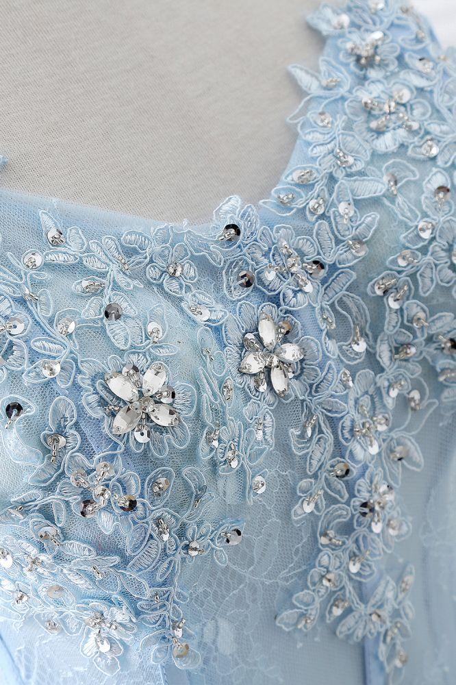 Ballkleid aus Tüll mit Herzausschnitt und Pailletten in Himmelblau