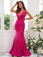 Vestidos de dama de honor de corte trompeta/sirena, jersey fruncido, escote en V, sin mangas, cola larga