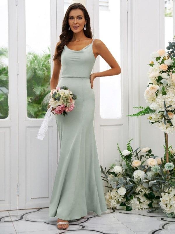 Vestidos de dama de honor con corte tubo, charmeuse, volantes, cuadrados, sin mangas, hasta el suelo