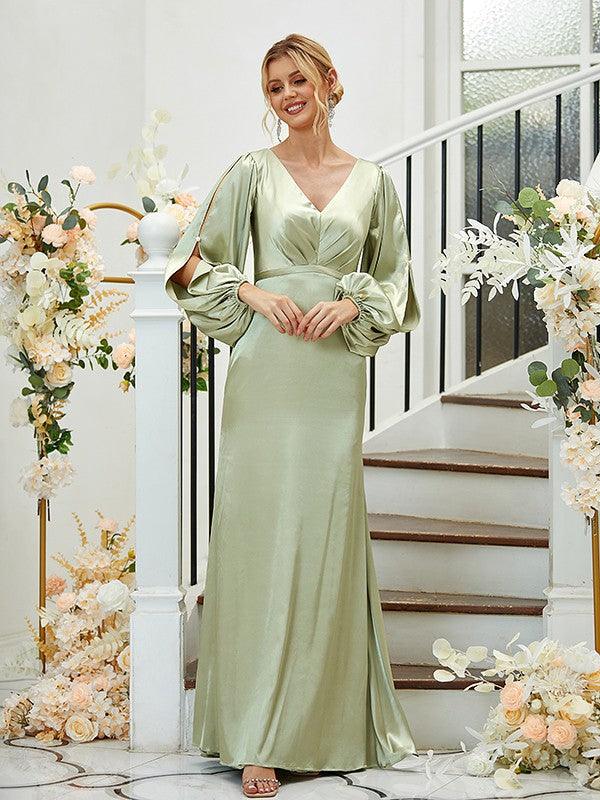 Vestidos de dama de honor con corte tubo/columna, satén tipo seda, fruncido, escote en V, mangas largas y largo hasta el suelo