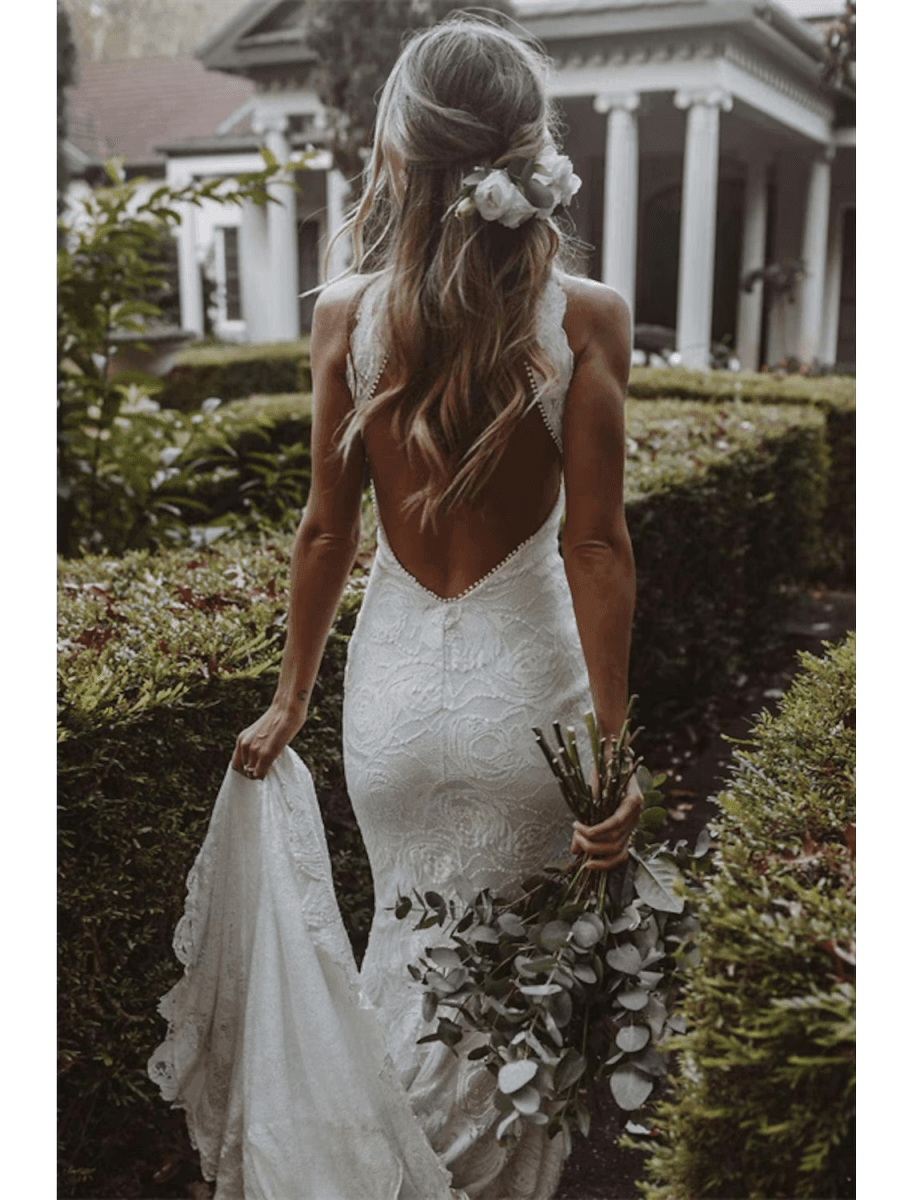 NumberSea - Beach Open Back Boho Wedding Dresses Chapel Train Mermaid / Trumpet Sleeveless Halter Lace With Appliques Solid Color