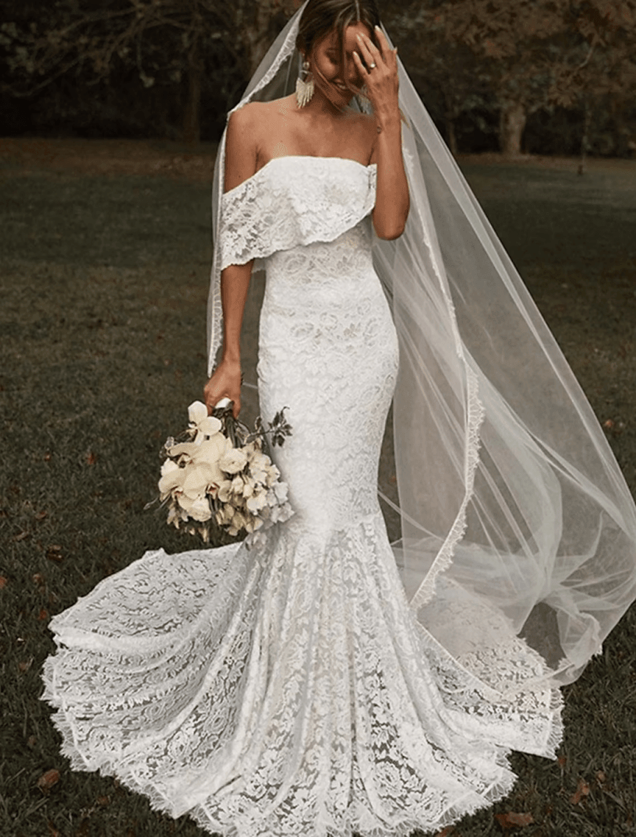 NumberSea - Beach Vintage Boho Wedding Dresses Court Train Mermaid / Trumpet Short Sleeve Off Shoulder Lace With Solid Color