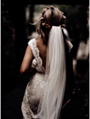 NumberSea - Beach Wedding Dresses Mermaid / Trumpet V Neck Cap Sleeve Court Train Lace Outdoor Bridal Gowns With Appliques Solid Color