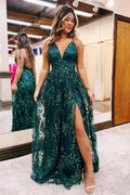 Wunderschönes A-Linien-Ballkleid aus Spitze mit V-Ausschnitt und ärmellosem Schlitz