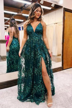 Wunderschönes A-Linien-Ballkleid aus Spitze mit V-Ausschnitt und ärmellosem Schlitz