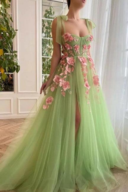 Wunderschöne Spaghettiträger ärmelloses A-Linien Abendkleid aus weichem Netzstoff mit Schlitz vorne