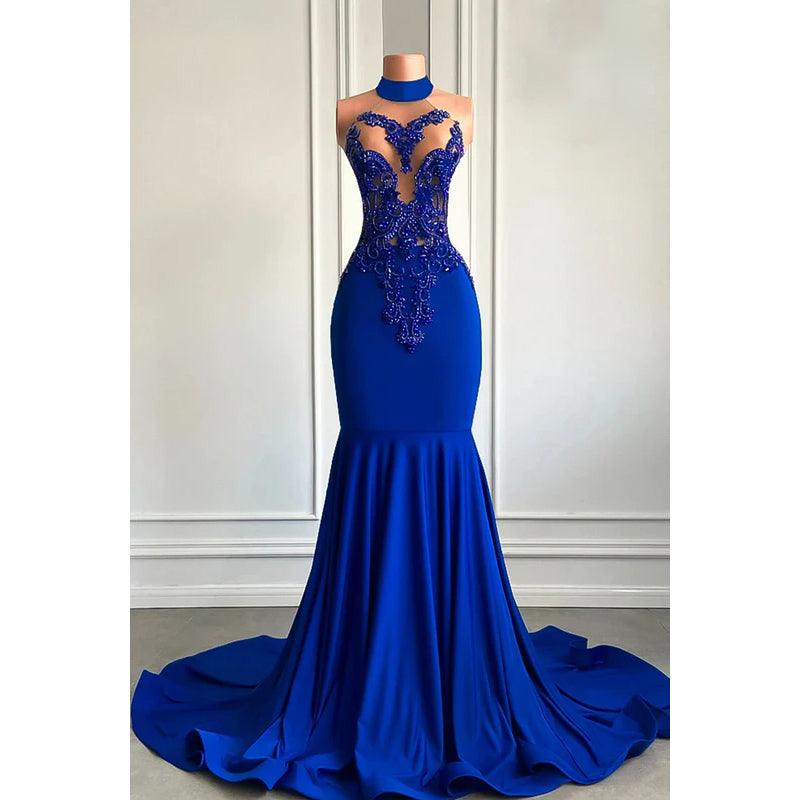 Glamouröses und dramatisches, ärmelloses, sexy Abend-, Party- und Ballkleid mit Rüschen und hohem Halsausschnitt
