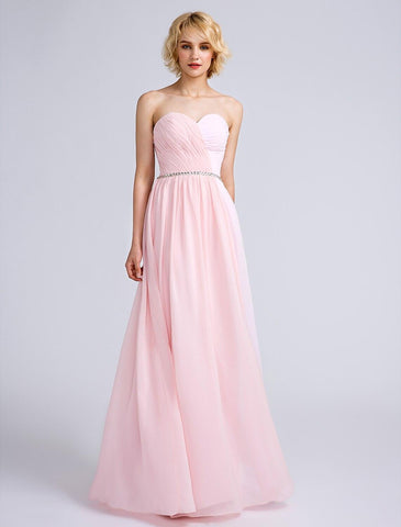 Robe de demoiselle d'honneur fourreau/colonne en mousseline de soie sans manches à dos ouvert et longueur au sol avec croix
