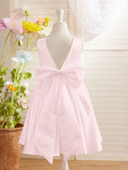 Elegantes A-Linien-Satin-Kleid mit V-Rücken und Schleife, knielang, Blumenmädchenkleid