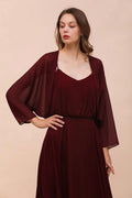 Burgunderrotes Brautjungfernkleid mit Spaghettiträgern, bodenlanges Chiffonkleid für Hochzeitsgäste mit Cape-Überwurf auf der Rückseite