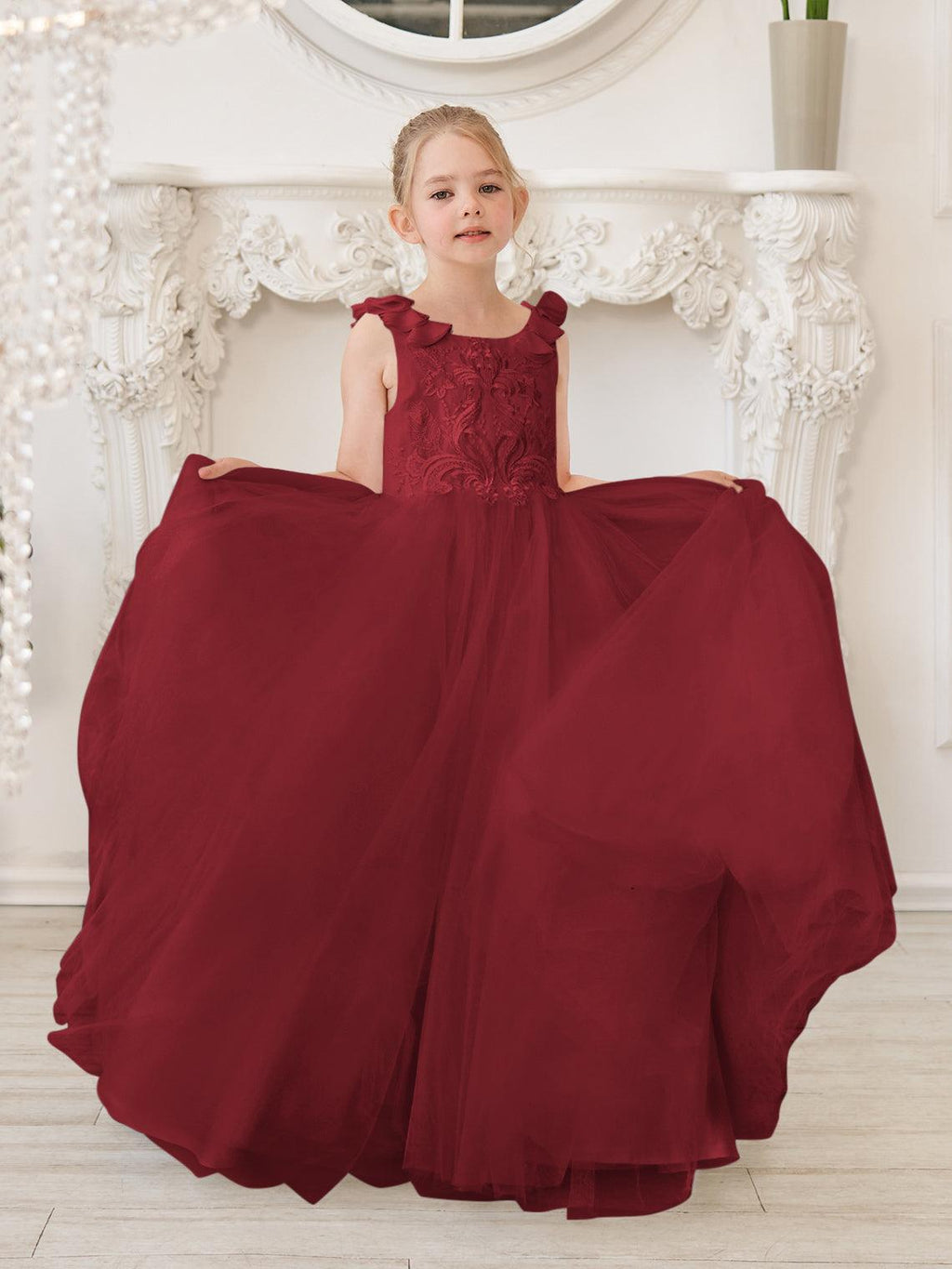Elegante vestido de niña de las flores de tul blanco con cola larga 