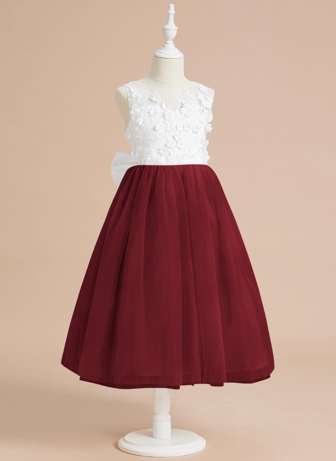 Vestido largo hasta la rodilla con encaje floral y lazo grande 