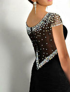Vestido de fiesta de sirena con brillo, vestido de noche formal de compromiso, cuello joya, manga corta, cola de corte, charmeuse con abertura y cuentas de cristales