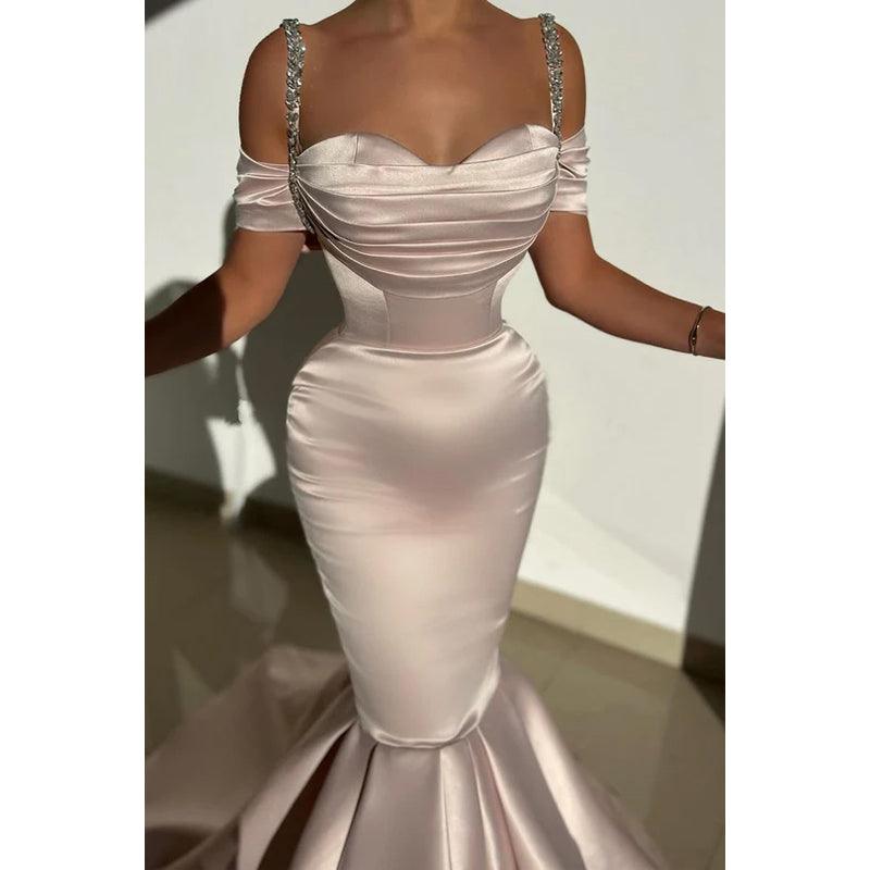 Vestido de fiesta de sirena con tirantes de diamantes de imitación, mangas cortas y hombros descubiertos