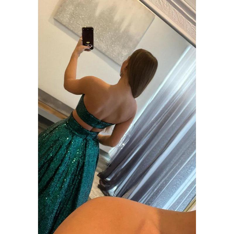 Vestido de fiesta largo de corte A con lentejuelas y sin tirantes
